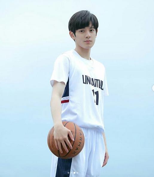 instagram.com/laikuanlin_ina