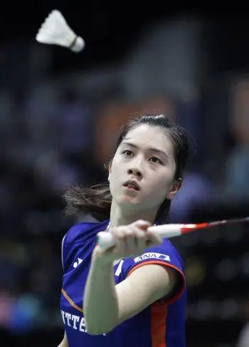 Bir etuk xonim uni eshakda berdi Chuqurlikdagi porno (HD) (ruscha)