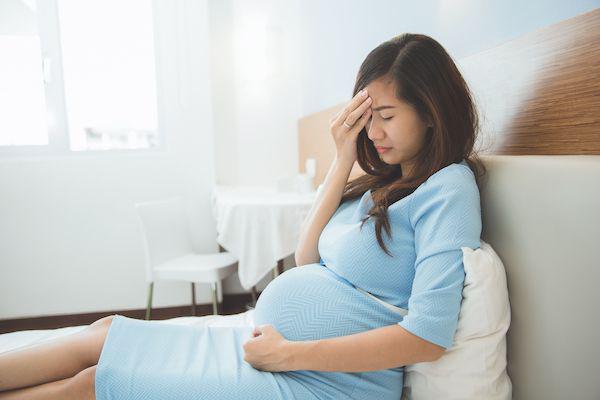 Sederhana, Ini 6 Cara Mengatasi Sakit Kepala Bagi Para Ibu Hamil