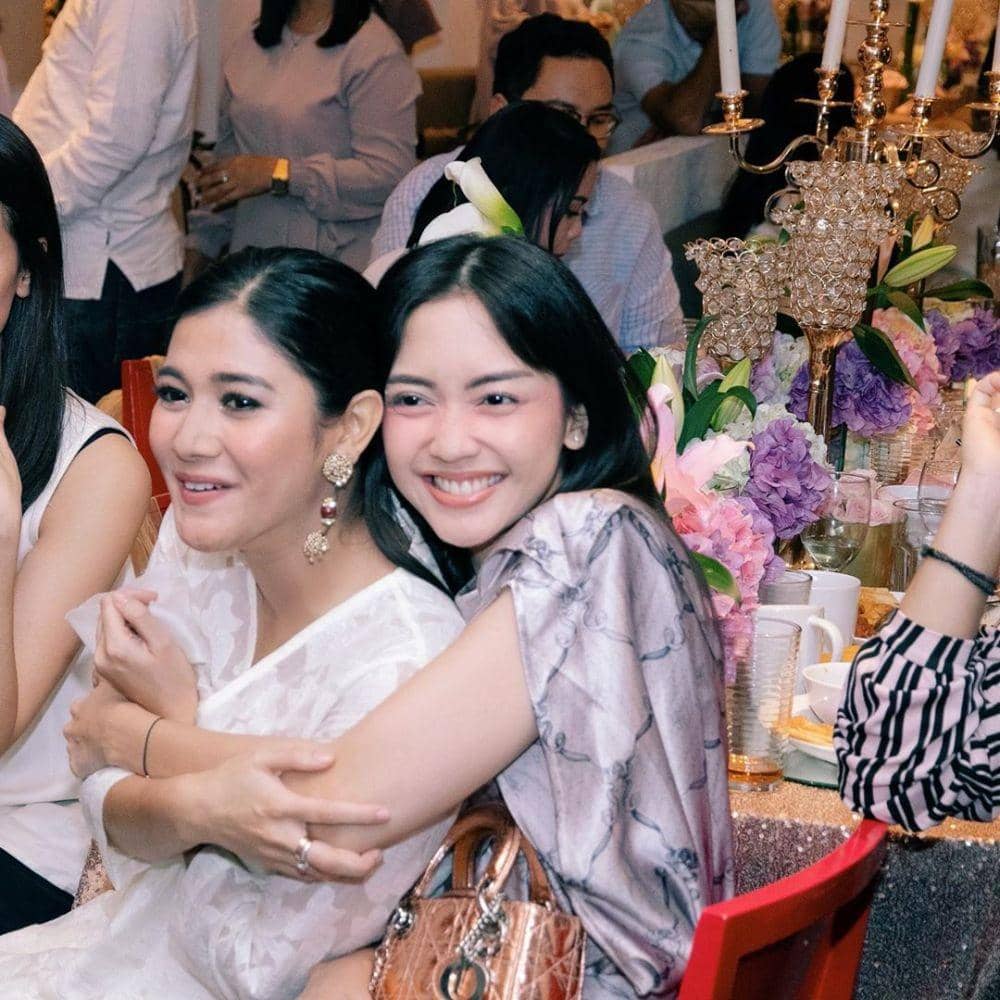 10 Potret Persahabatan Naysilla Mirdad dan Ririn Dwi Ariyanti, Gemas!