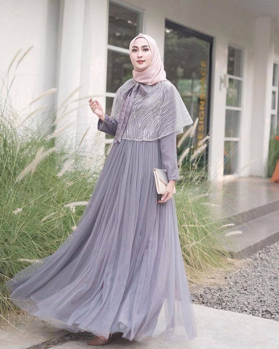 instagram.com/sittiashari