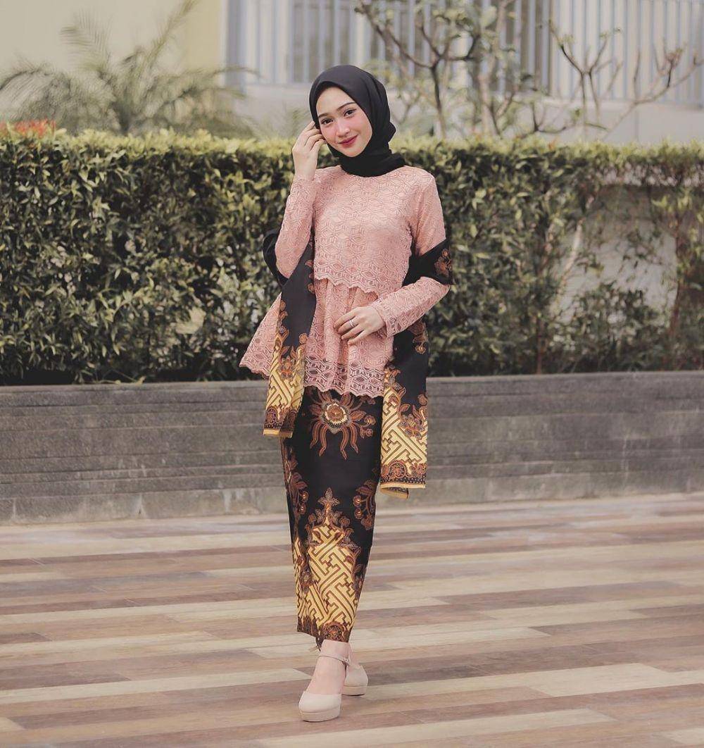 instagram.com/sin.sr