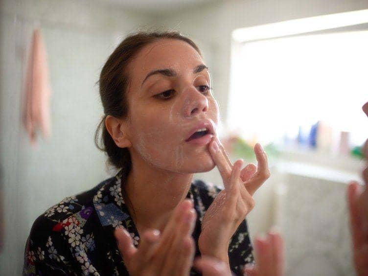 5 Rekomendasi Masker yang Bisa Bantu Atasi Breakout, Wajib Punya Nih!