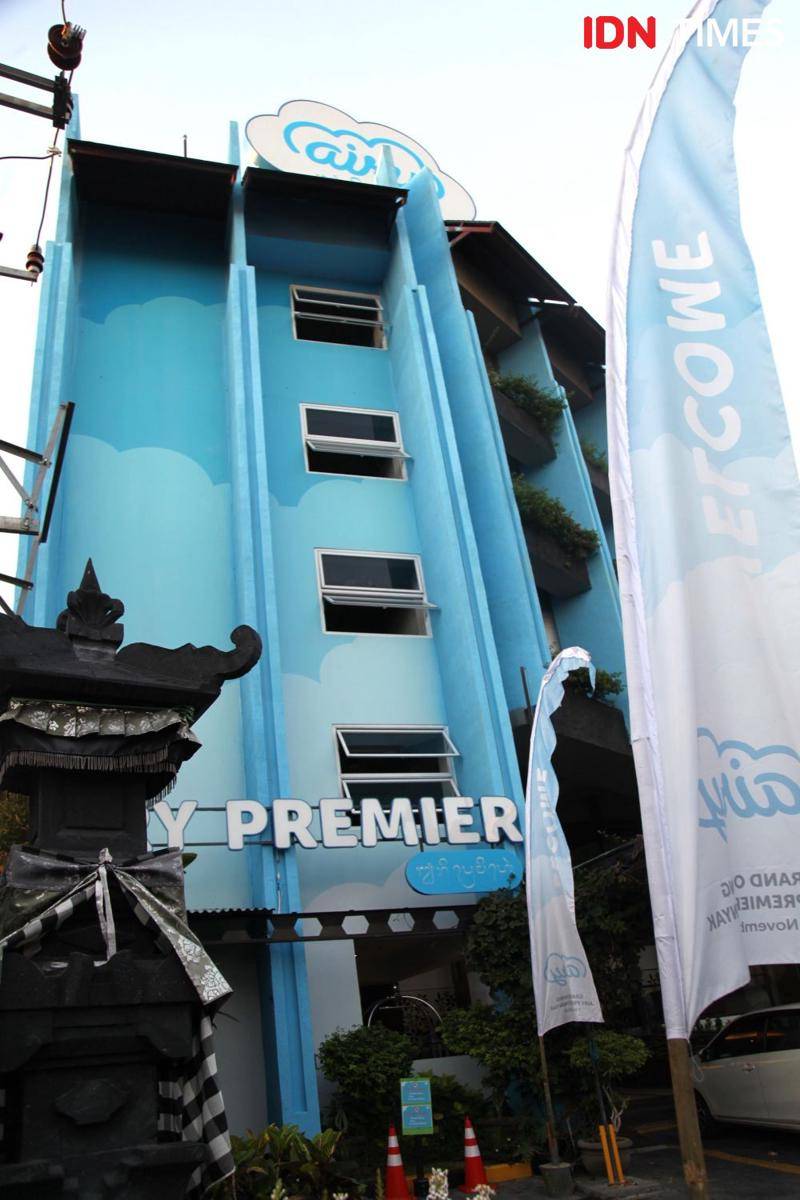Tampak depan hotel Airy Premier Seminyak, Bali. IDN Times/Izza Namira