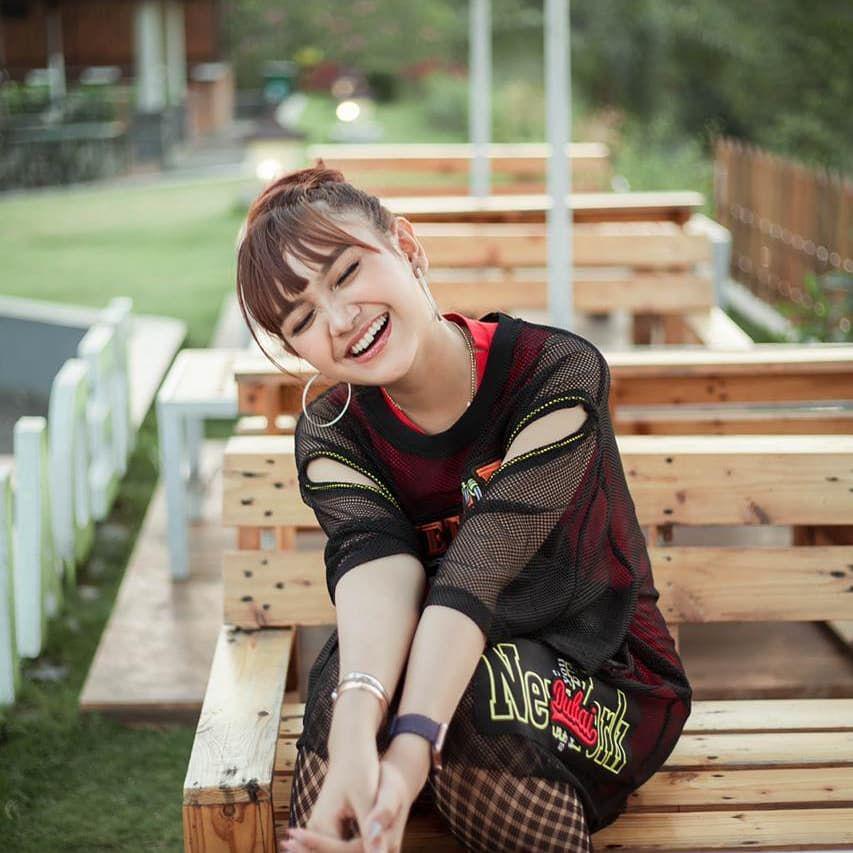 Berkarier Sejak SD, Ini Cerita Perjuangan Pedangdut Muda Jihan Audy