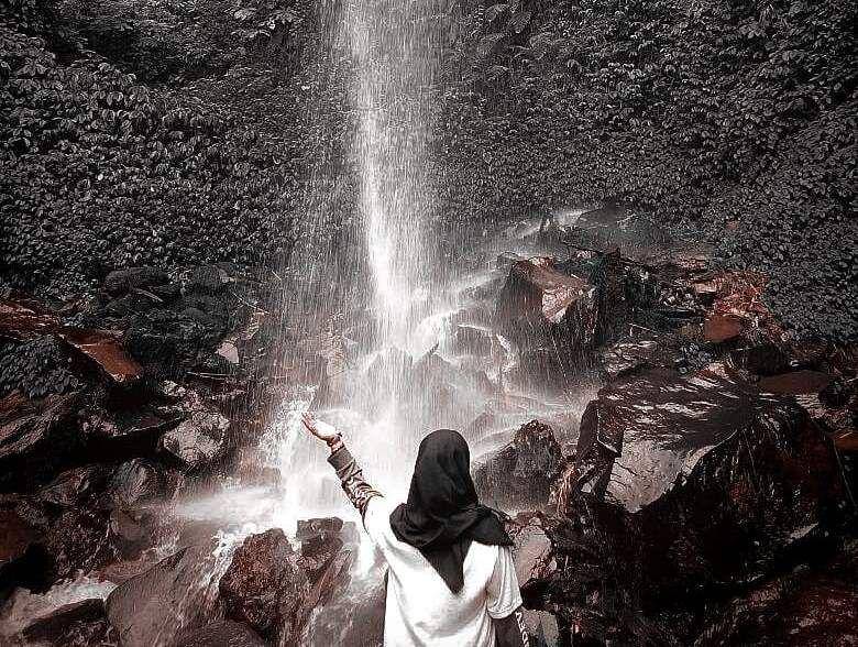 instagram.com/nandaputrirhyu