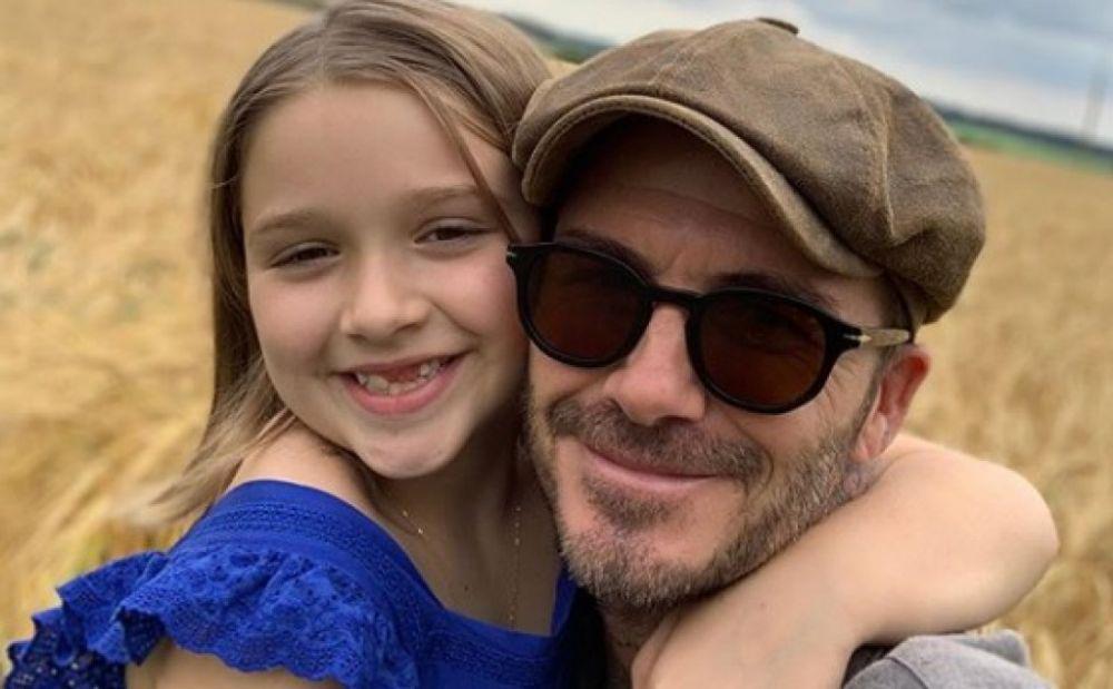 10 Potret Manis Harper Beckham, Putri Bungsu dari David Beckham!