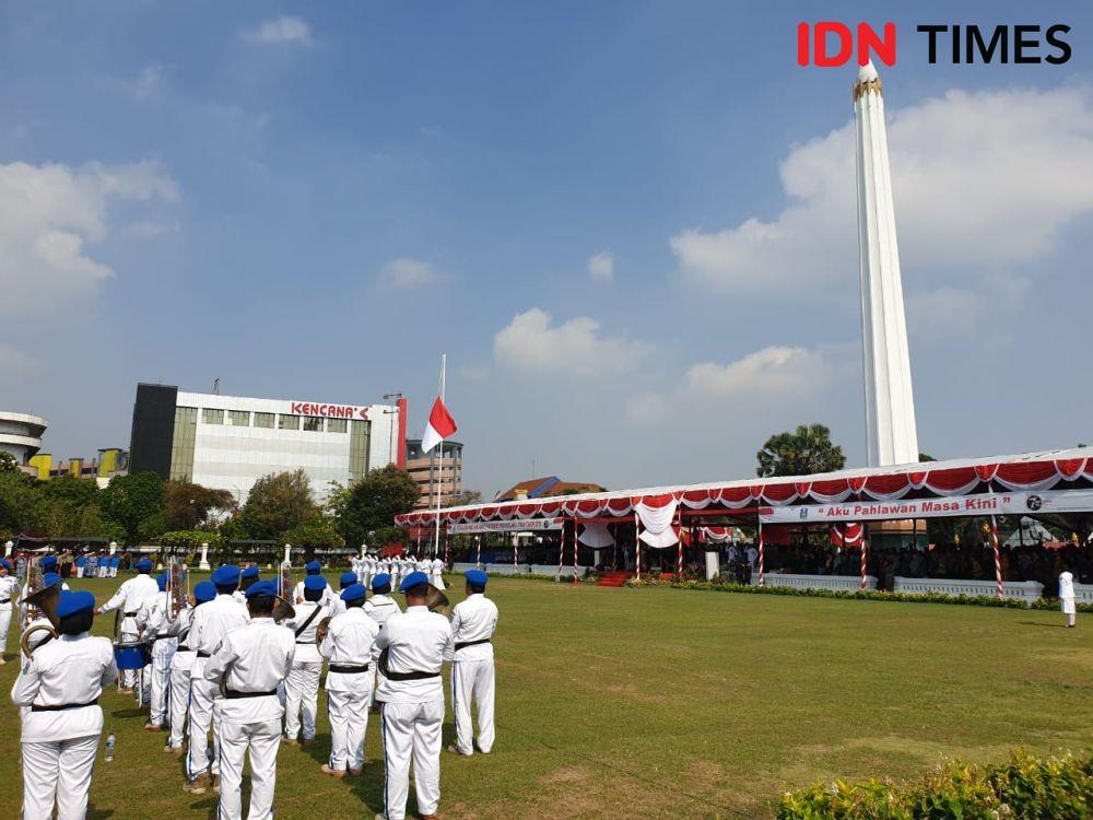 Upacara Hari Pahlawan di Surabaya, Minggu (10/11). IDN Times/Vanny El Rahman