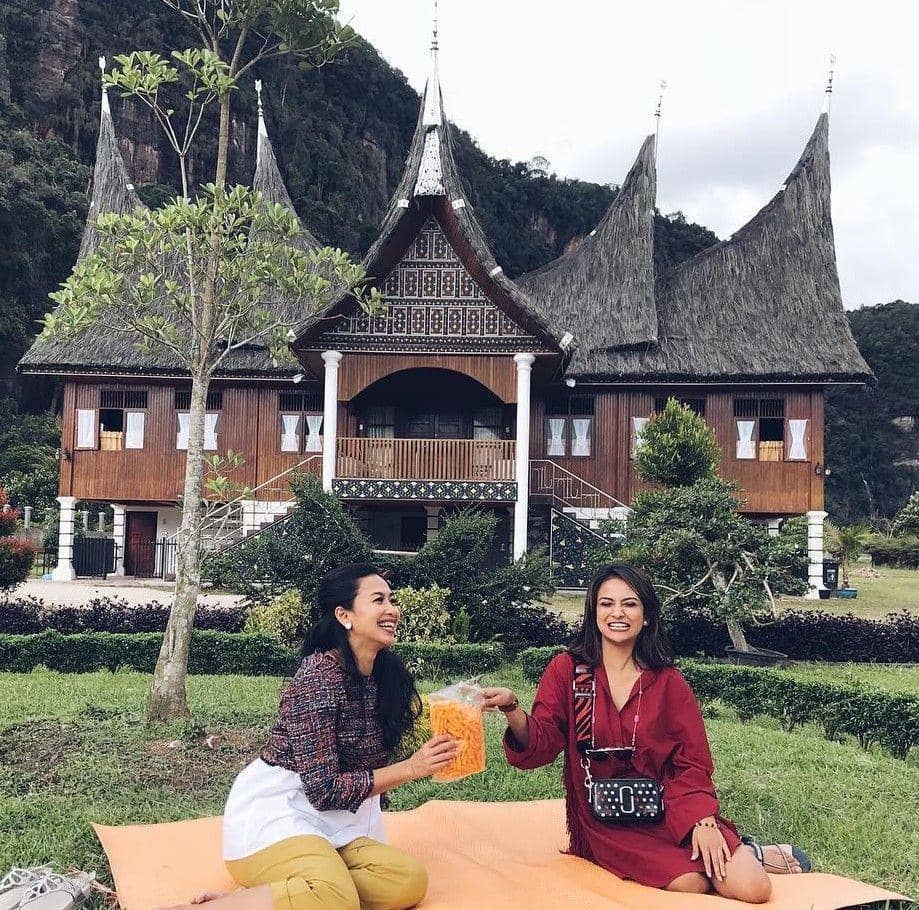 instagram.com/vanessaangelofficial