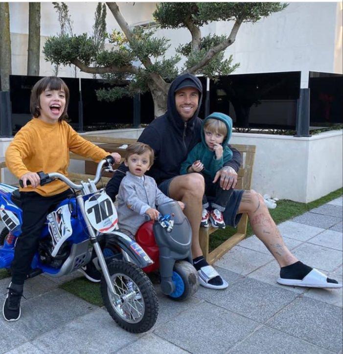 10 Potret Bek Real Madrid, Sergio Ramos yang Sayang Anak
