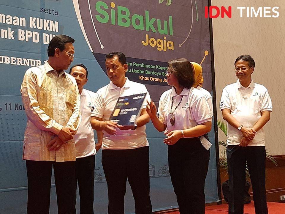 Peluncuran Kartu Mitra Si Bakul Jogja. IDN Times/Holy Kartika