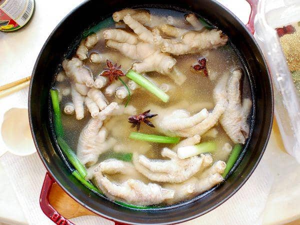 5 Ide untuk Kreasi Olahan Ceker, Sedapnya Bikin Gak Tahan!