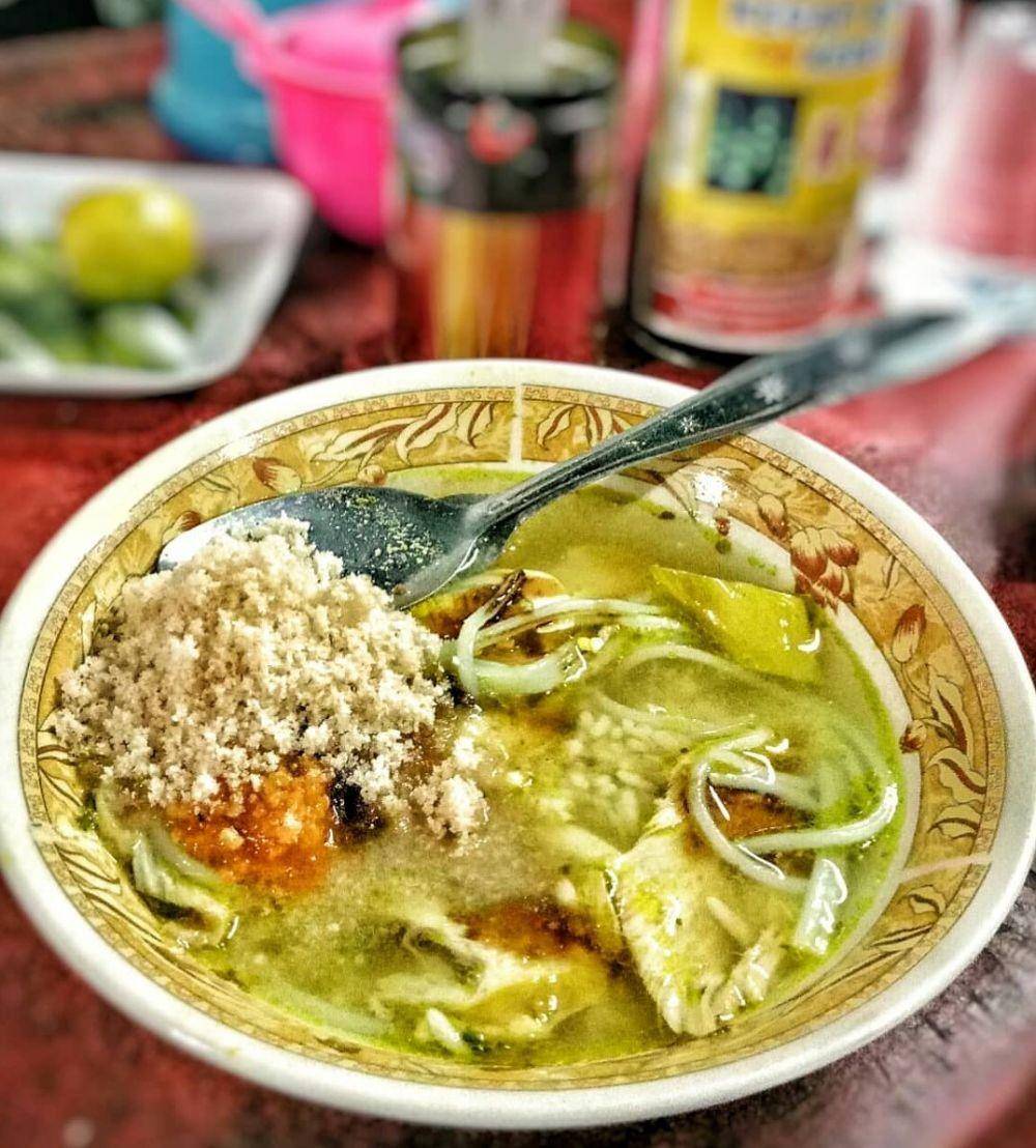 instagram.com/hungrysuroboyo