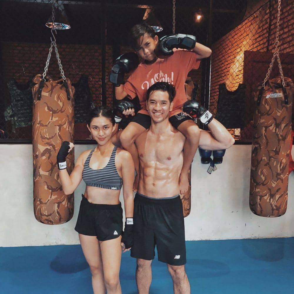 Hidup Sehat, 10 Gaya Romantis Pasangan Artis Saat Olahraga Bareng