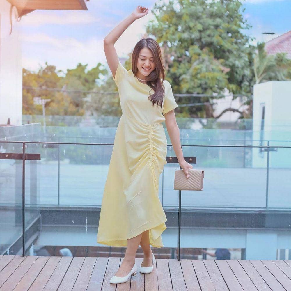 instagram.com/anissaaziza