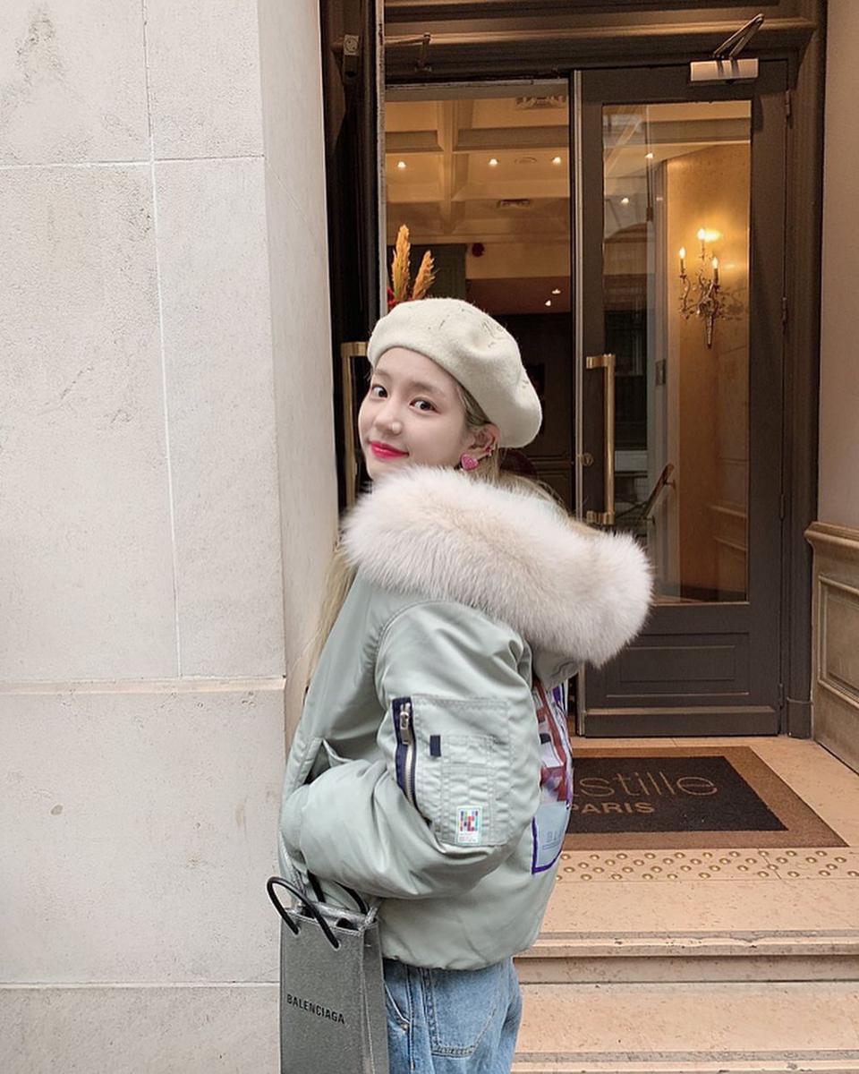 instagram.com/yubi_190