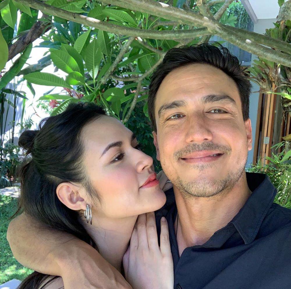 11 Potret Raisa dan Hamish yang Makin Mesra Sejak Kehadiran Buah Hati