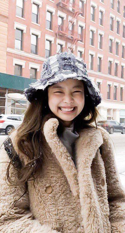 twitter.com/firejennie
