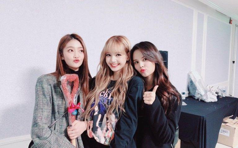 twitter.com/G_I_DLE