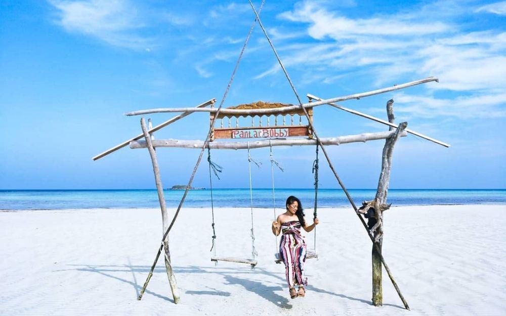 10 Wisata Kepulauan Karimunjawa Jepara yang Wajib Dikunjungi