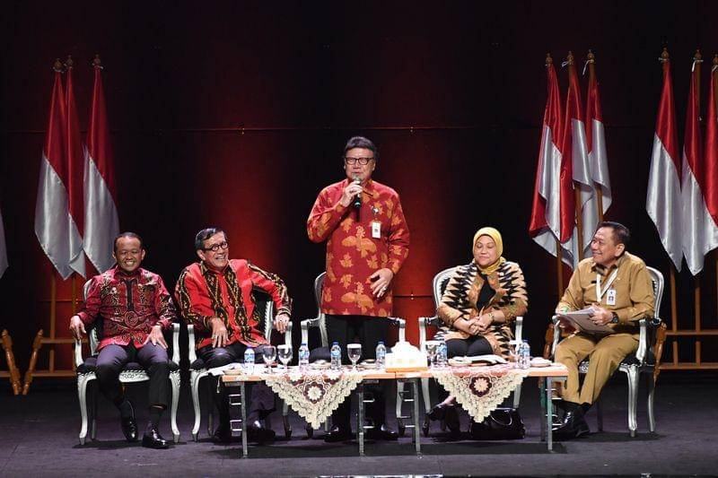 (Menkum HAM Yasonna Laoly <kedua dari kiri>) ANTARA FOTO/Akbar Nugroho