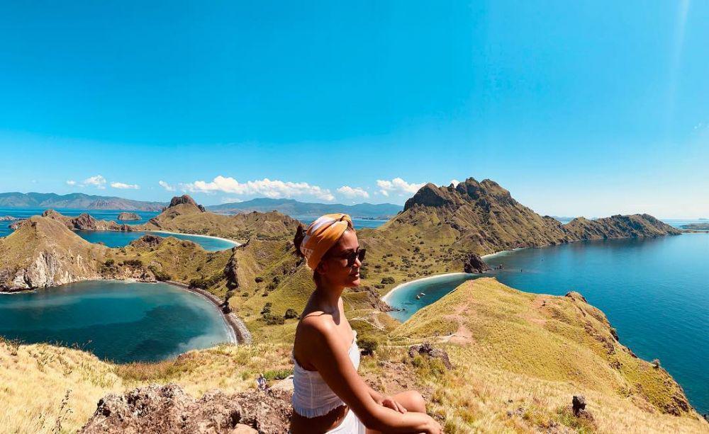 Instagram.com/titiradjopadmaja