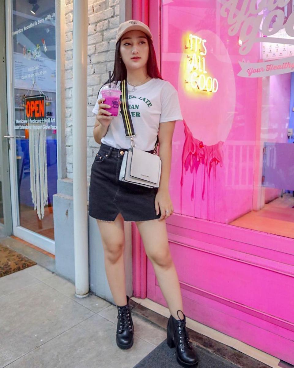 Instagram/sandrinamazayya