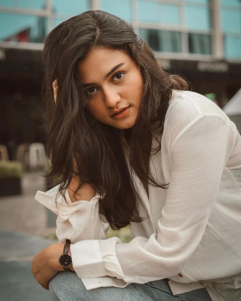 Instagram.com/rachquelnes