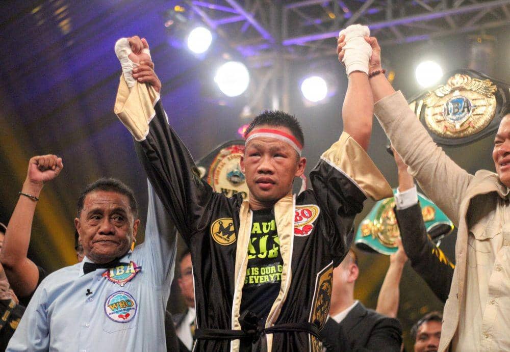 Rebut Sabuk Juara, Daud Yordan Sukses Pukul TKO Michael Mokoena