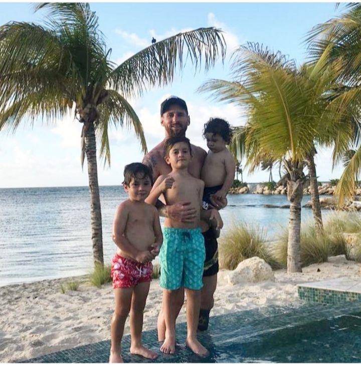 instagram.com/leomessi