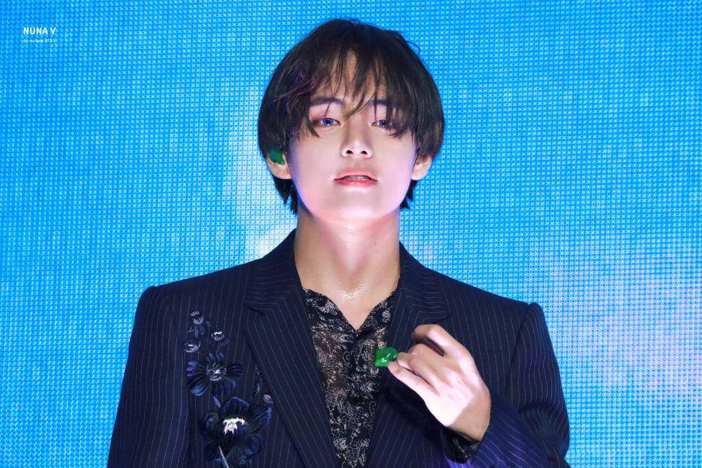 twitter.com/_nuna_V