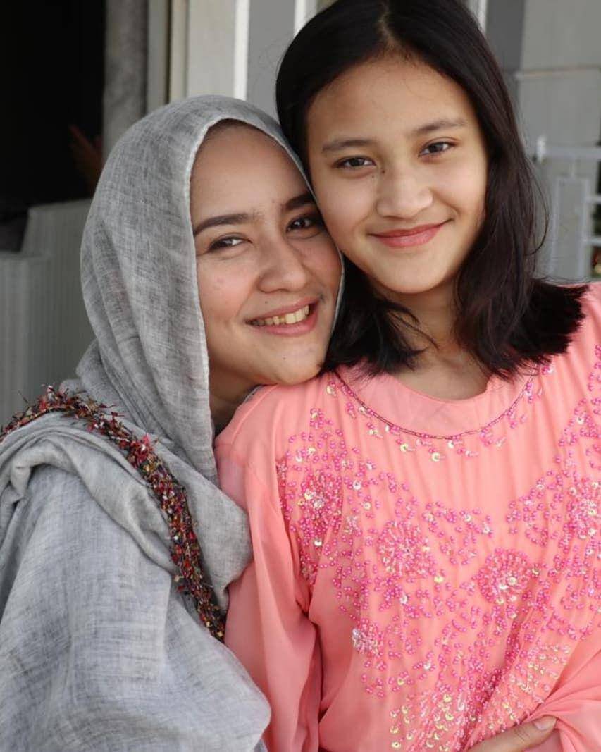 instagram.com/neng_risma