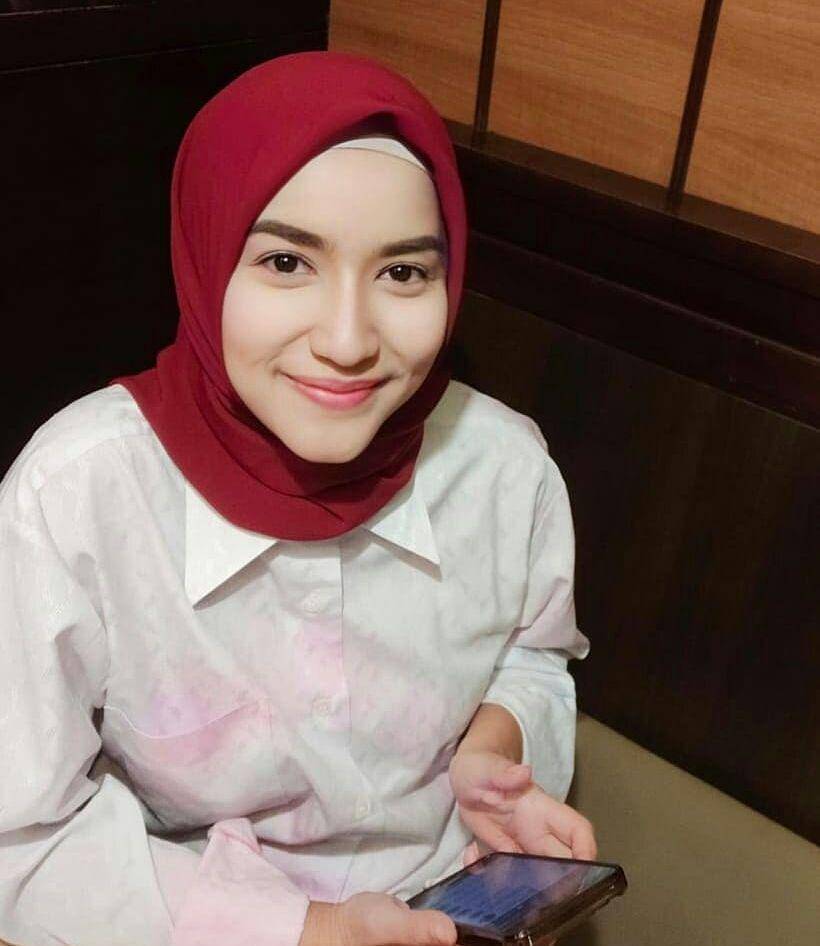 instagram.com/neng_risma