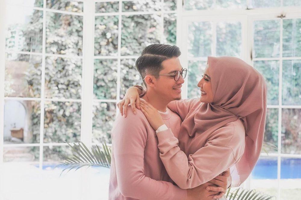 Jaga Perasaan Pasangan, 10 Artis Ini Tolak Peran dengan Adegan Ciuman