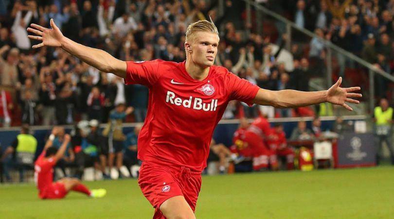 Selebrasi Erling Haaland ketika mencetak gol untuk RB Salzburg. fourfourtwo.com
