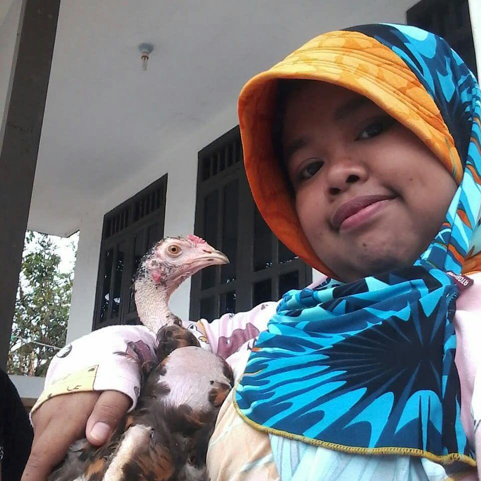 Instagram/dedeknya.mbak.kekeyi