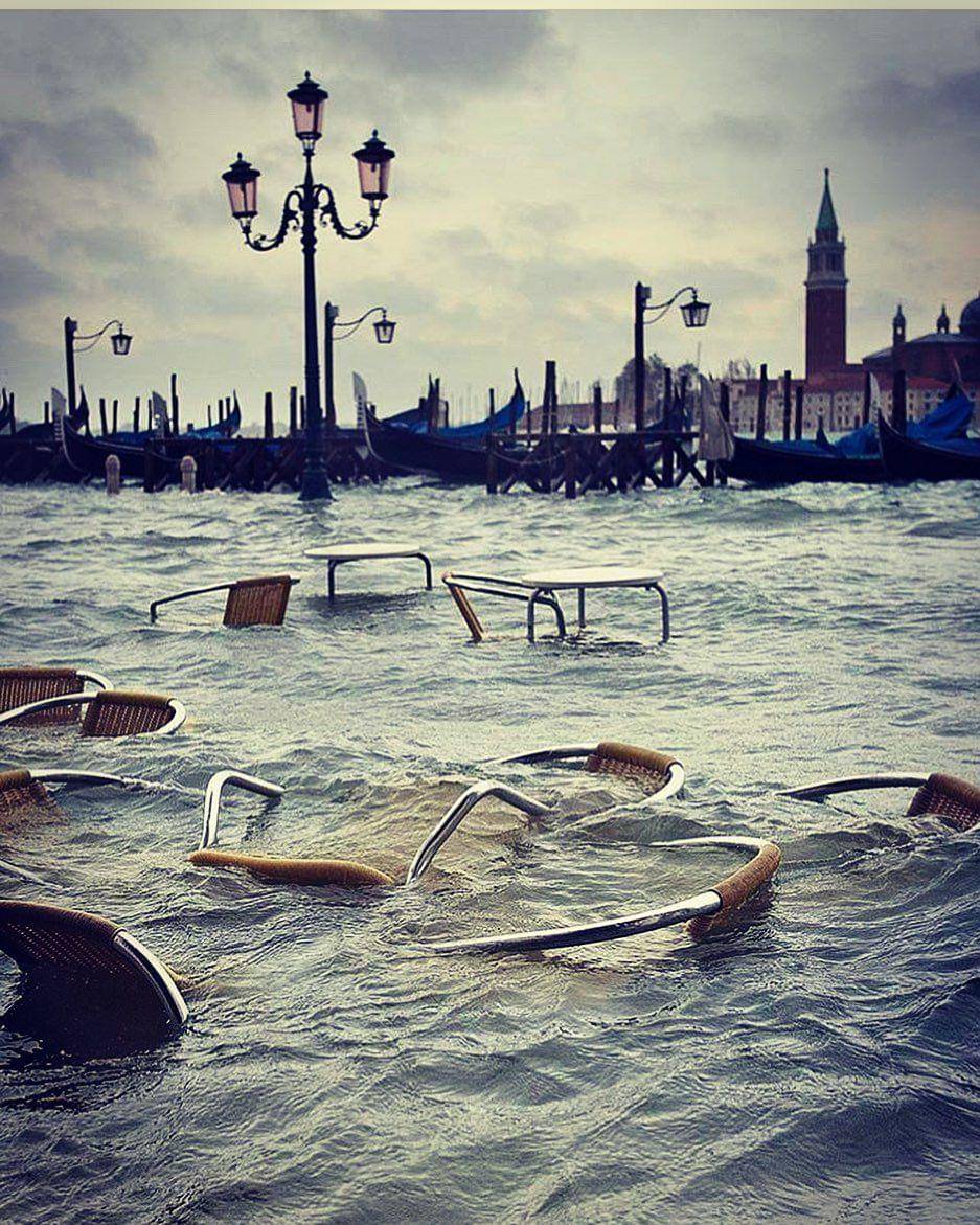 Instagram/simona_toni_