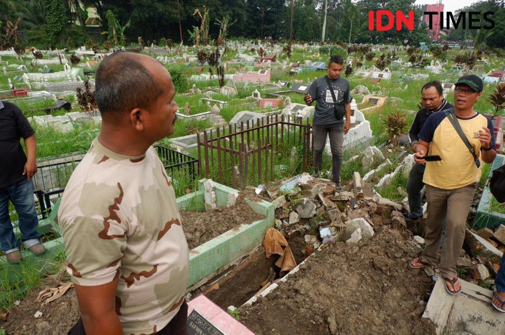 [BREAKING] Makam Terduga Teroris Sudah Digali Sejak Pekan Lalu