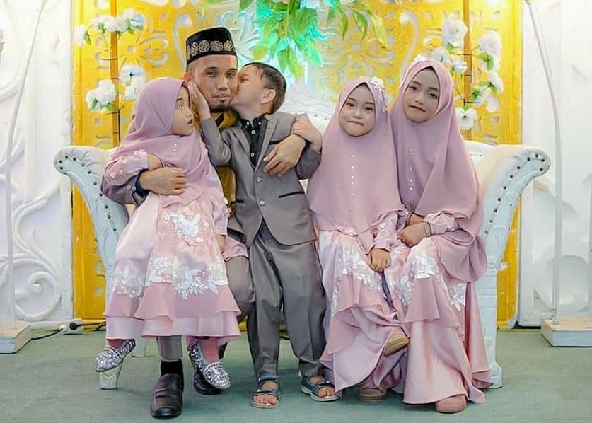 Inspirasi Nama Anak Ustaz Maulana, Bertema Arab & Maknanya Cahaya