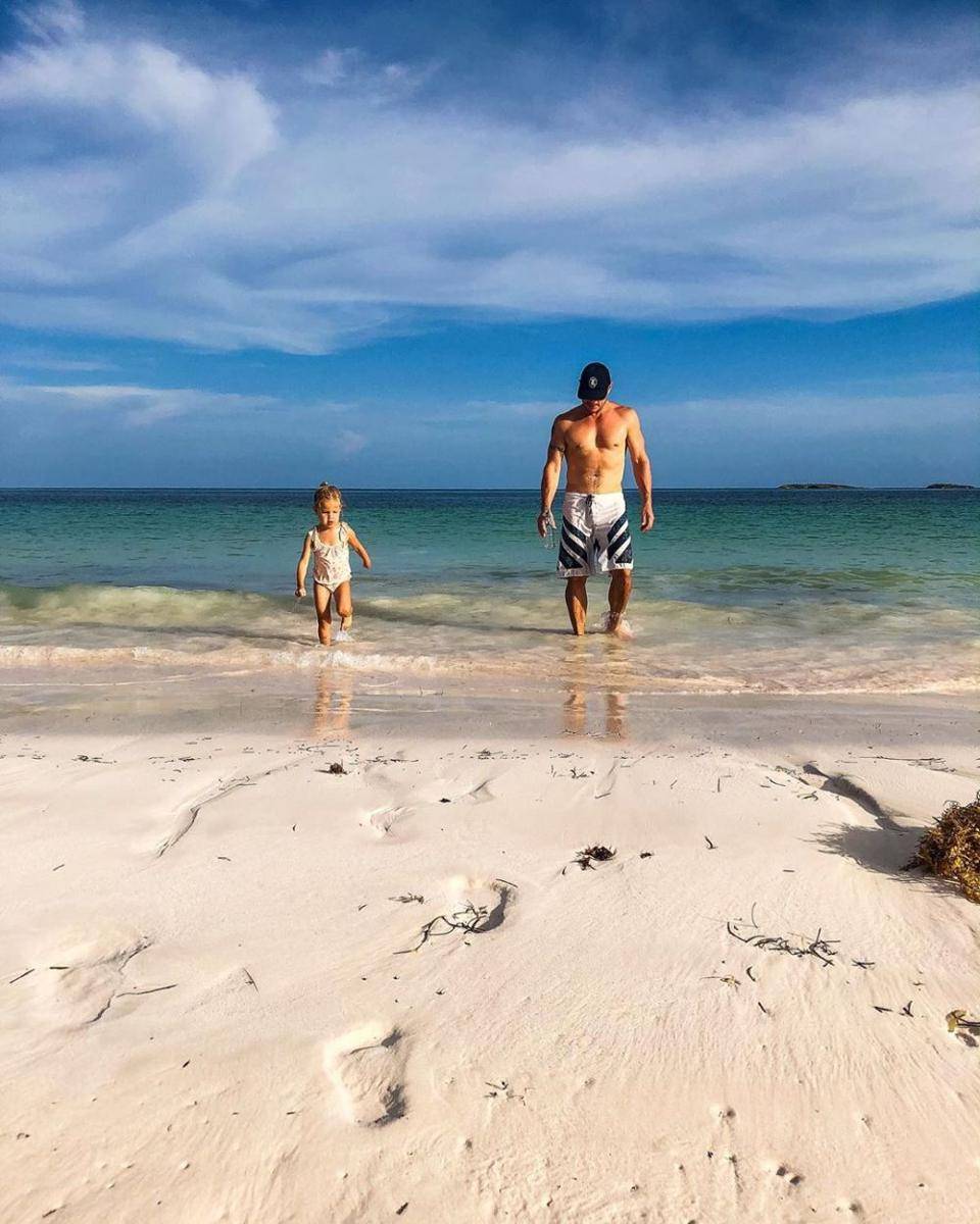 instagram.com/nicklachey