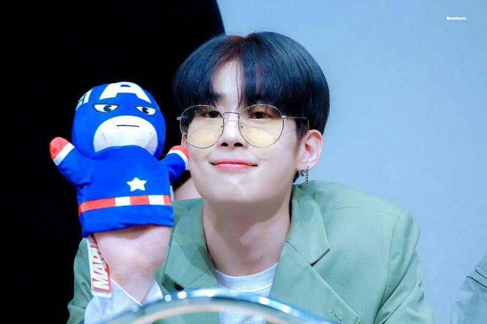 Instagram/officialseungwoo