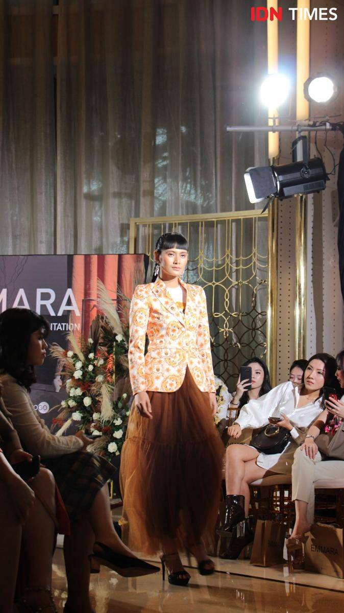 Peluncuran koleksi Fall/Winter Emmara. 18 November 2019. IDN Times/Klara Livia