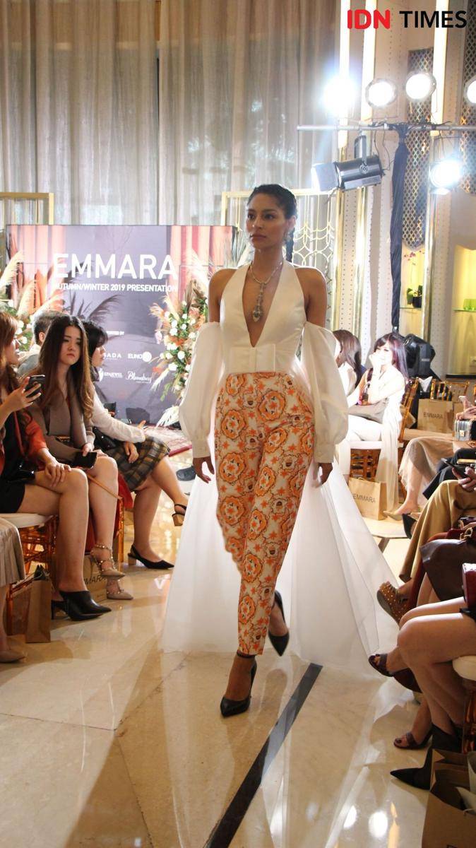 Peluncuran koleksi Fall/Winter Emmara. 18 November 2019. IDN Times/Klara Livia