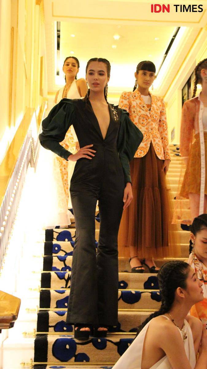 Peluncuran koleksi Fall/Winter Emmara. 18 November 2019. IDN Times/Klara Livia
