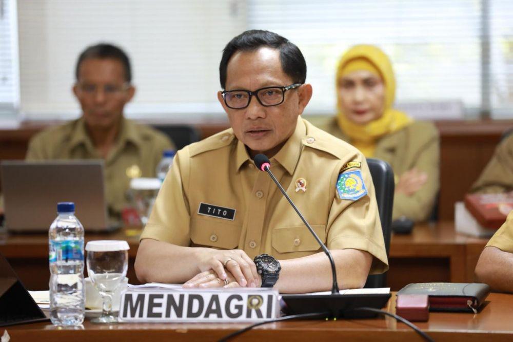 Mendagri Tito Harapkan Mesin Anjungan Cegah Korupsi Pembuatan e-KTP