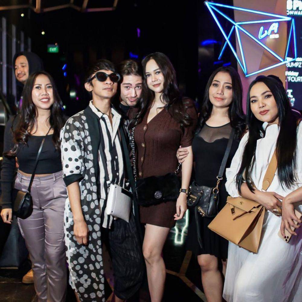Instagram.com/aurakasih