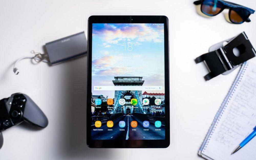 5 Alasan Memilih Huawei MediaPad M6 8.4 Dibandingkan Samsung Tab A10.1