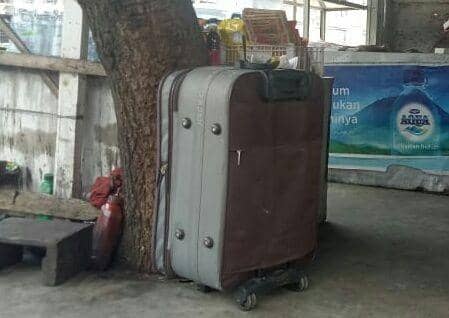 Bikin Heboh! Dikira Koper Berisi Bom Ternyata hanya Pakaian