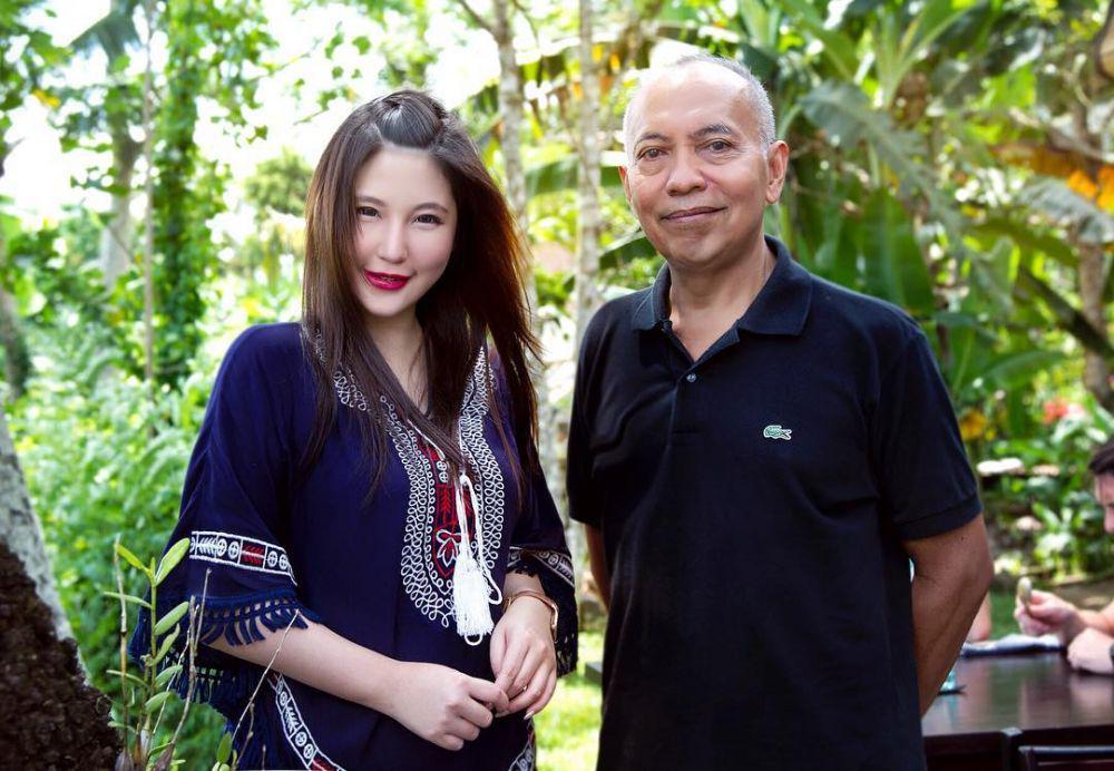 instagram.com/aelke mariska