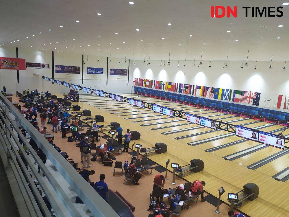Kejuaraan BWC 2019 55th Qubica AMF di Palembang Bowling Center (IDN Times/Feny Maulia Agustin)